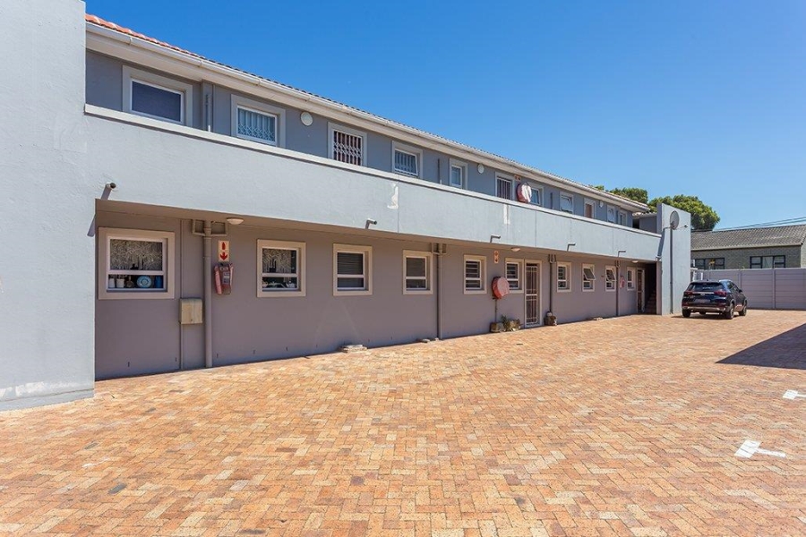 2 Bedroom Property for Sale in Table View Western Cape